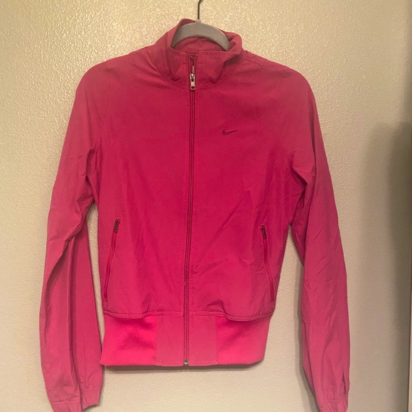 nike neon pink jacket